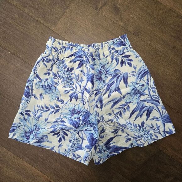 H&M Pants - H&M Linen blend shorts size S